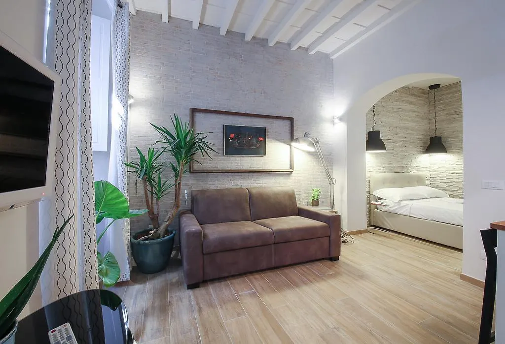 Apartments Florence - Rosa Piccolo Italy